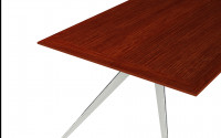 
Table top material: Mahogany hardwood